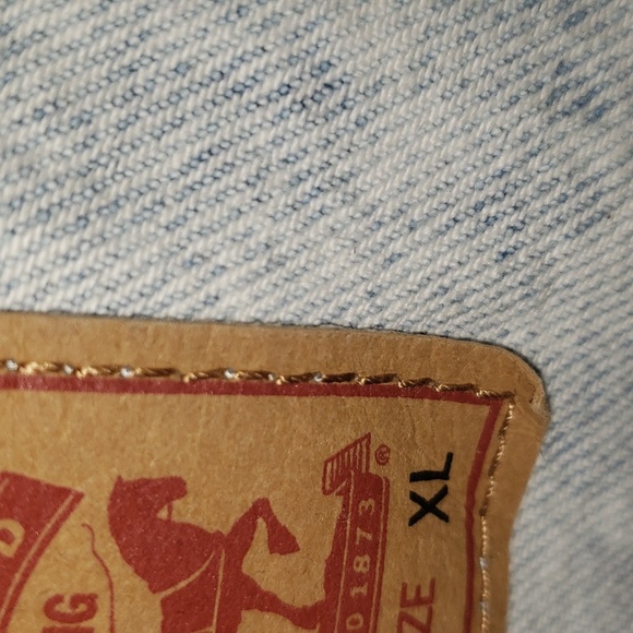 Levi's Ex Boyfriend Floral Embroidered Trucker Jacket Size XL EUC - Picture 10 of 12